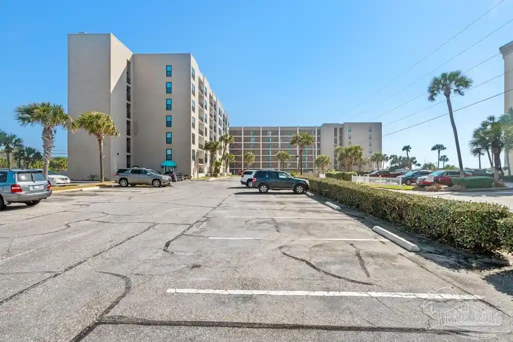 Listing Photo 2 - Condo for sale in 770 Sundial Ct located at 770 Sundial Ct, Ft Walton Beach, FL 32548 - Unit #412