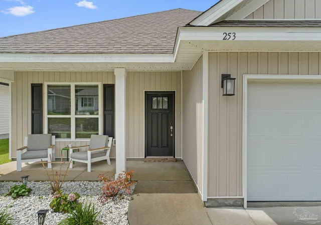 Photo 4 of Single family home for sale at 253 Camellia Dr, Cantonment, FL 32533 | MLS# 682370 | Listing updated on 2026-06-16