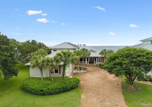 Photo 2 of Single family home for sale at 3361 Edgewater Dr, Gulf Breeze, FL 32563 | MLS# 685265 | Listing updated on 2026-09-03