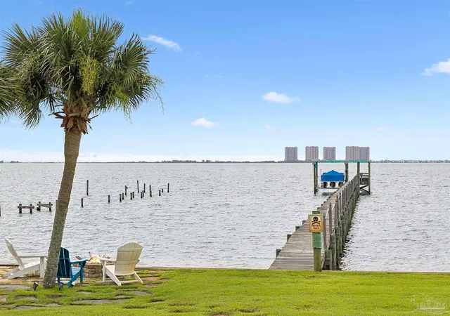 Photo 3 of Single family home for sale at 3361 Edgewater Dr, Gulf Breeze, FL 32563 | MLS# 685265 | Listing updated on 2026-09-03