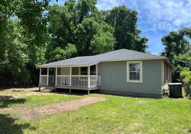 Photo 1 of Single family home for sale at 3315 W Lloyd St, Pensacola, FL 32505 | MLS# 688256 | Listing updated on 2026-09-10