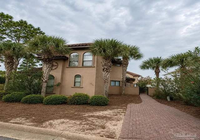 3rd image of 205 N Saint Francis Dr, Destin, FL 32549 | MLS# 688167