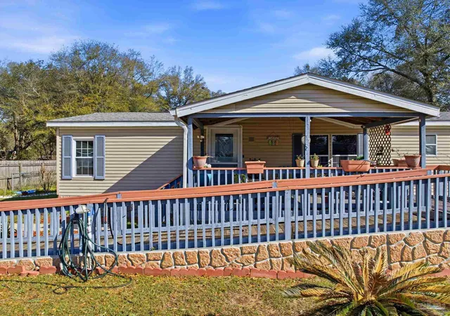 4th image of 8962 Bluebell St, Milton, FL 32583 | MLS# 679465