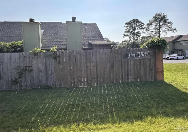 Photo 44 of Townhouse for sale at 7268 Lago Vista Ct, Pensacola, FL 32506 | MLS# 687923 | Listing updated on 2026-09-07