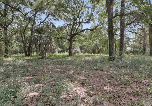 3rd image of 1512 E Burgess Rd, Pensacola, FL 32504 | MLS# 684493
