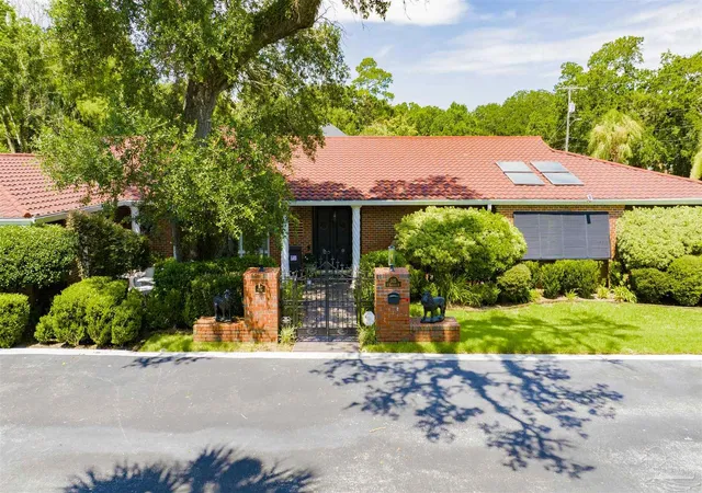 71st image of 1415 N Barcelona St, Pensacola, FL 32501 | MLS# 685710