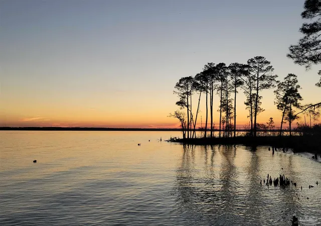 Photo 4 of Land for sale at 4500 Fishermans Point Dr, Milton, FL 32583 | MLS# 664187 | Listing updated on 2025-06-09