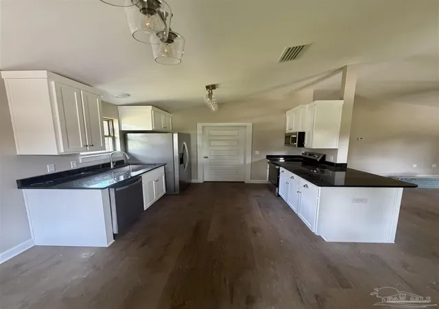 Photo 4 of Single family home for sale at 3057 N 15th Avenue, Milton, FL 32583 | MLS# 687738 | Listing updated on 2026-09-09