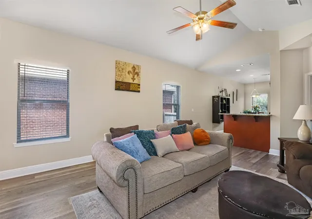 Photo 3 of Single family home for sale at 3061 Windward Cove Ct, Gulf Breeze, FL 32563 | MLS# 688105 | Listing updated on 2026-09-01