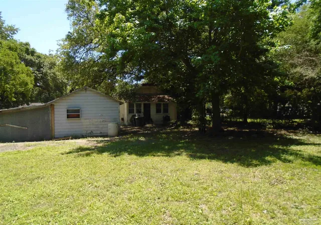 22nd image of 2612 W Blount St, Pensacola, FL 32505 | MLS# 682665