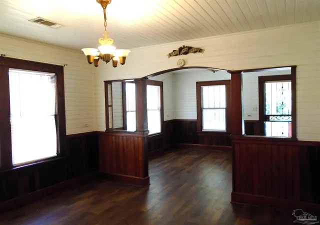 5th image of 2612 W Blount St, Pensacola, FL 32505 | MLS# 682665