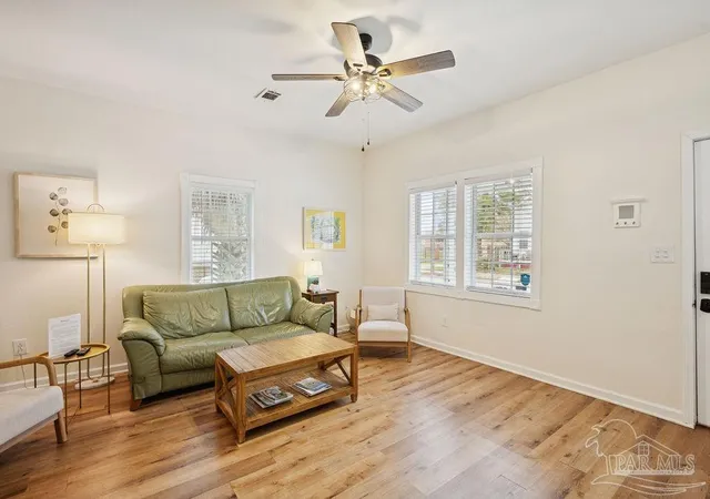 Photo 3 of Single family home for sale at 208 S Devillers St, Pensacola, FL 32502 | MLS# 684266 | Listing updated on 2026-06-12