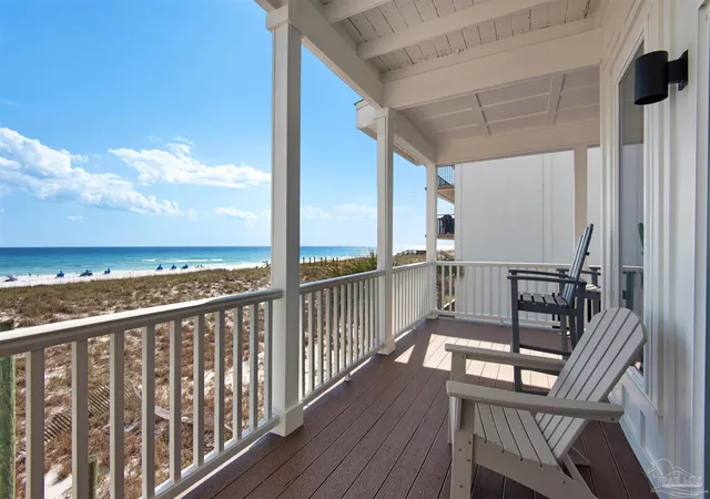 Photo 2 of Single family home for sale at 8257 Gulf Blvd, Navarre, FL 32566 | MLS# 671554 | Listing updated on 2026-05-02