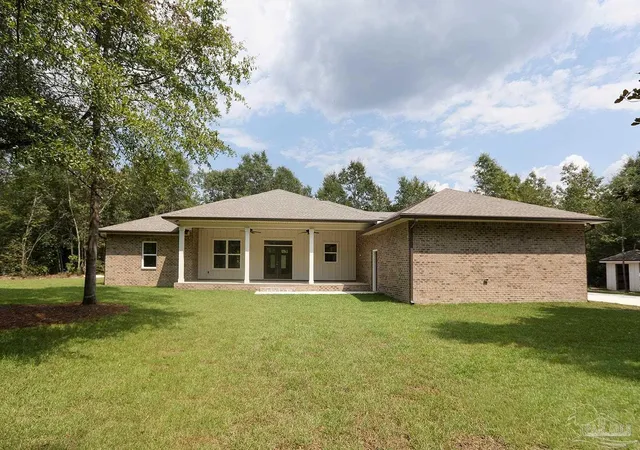 Photo 3 of Sale Pending at 2433 Walling Rd, Milton, FL 32570 | MLS# 688123 | Listing updated on 2026-09-17