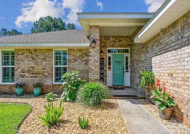 Photo 2 of Single family home for sale at 6977 Flintwood St, Navarre, FL 32566 | MLS# 688051 | Listing updated on 2026-09-09