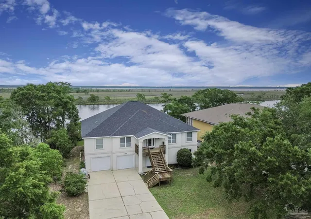 2nd image of 2120 Maria Cir, Pensacola, FL 32514 | MLS# 682038