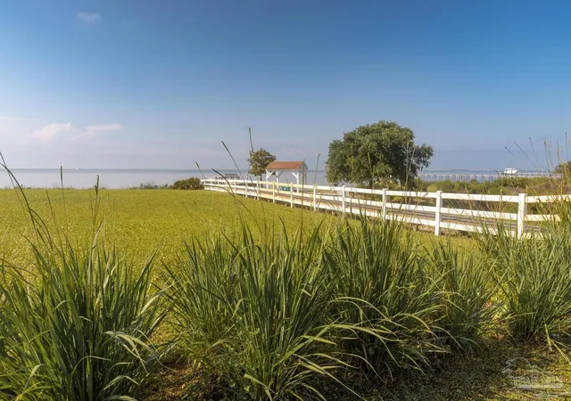 Photo 3 of Land for sale at 1551 Winding Shore Dr, Gulf Breeze, FL 32563 | MLS# 677571 | Listing updated on 2026-09-01