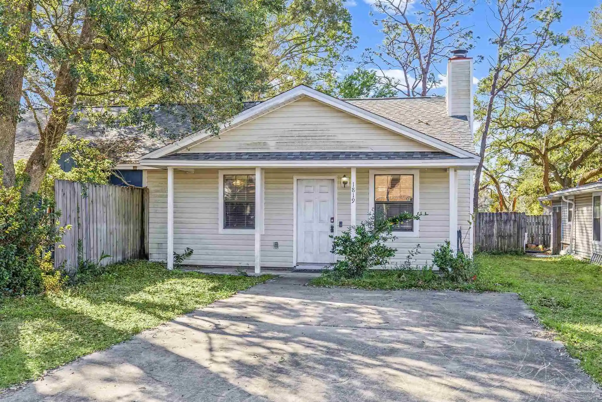 Photo 1 of Single family home for sale at 1819 San Dollar Cir, Pensacola, FL 32504 | MLS# 690674 | Listing updated on 2026-10-30