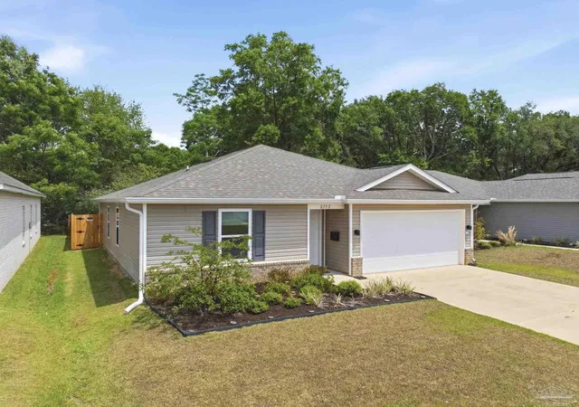 Photo 2 of Single family home for sale at 2752 Savannah Michelle Ln, Pensacola, FL 32534 | MLS# 681534 | Listing updated on 2026-08-31