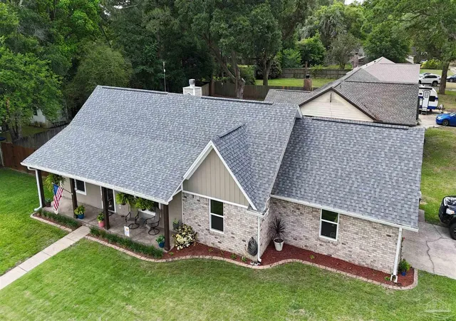 Homes for sale in Pensacola, FL | 577 Bobwhite Ct, Pensacola, FL 32514 | MLS# 681740