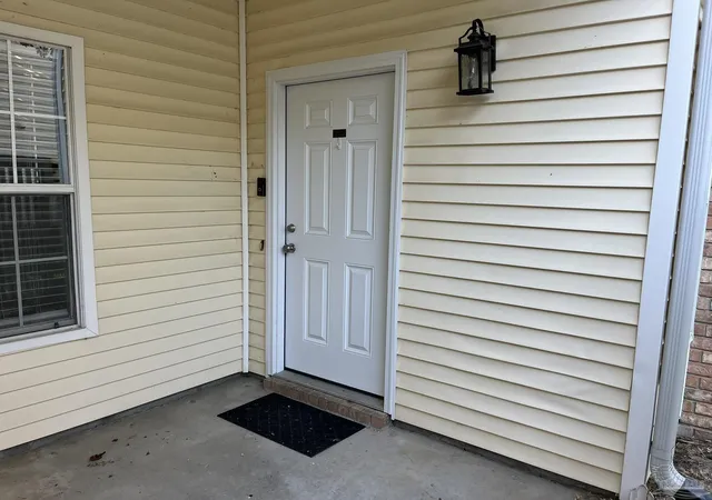 5th image of 501 E Burgess Rd, Pensacola, FL 32504