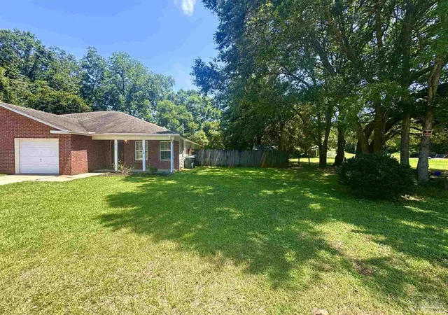 Photo 3 of Townhouse for sale at 9030 Bowman Ave #B, Pensacola, FL 32534 | MLS# 685046 | Listing updated on 2026-08-16