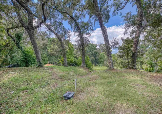 Photo 3 of Land for sale at 421 Canterbury Ln, Gulf Breeze, FL 32561 | MLS# 671844 | Listing updated on 2026-03-26