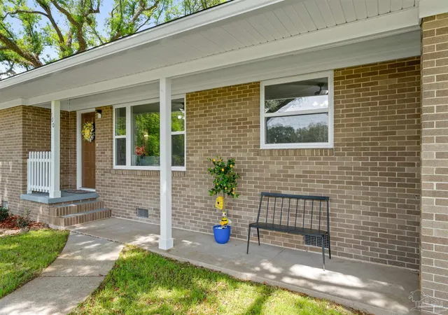 Homes for sale in Pensacola, FL | 100 S Savannah St, Pensacola, FL 32503 | MLS# 683078