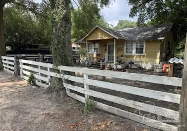 6th image of 2816 W Lloyd St, Pensacola, FL 32505 | MLS# 671719