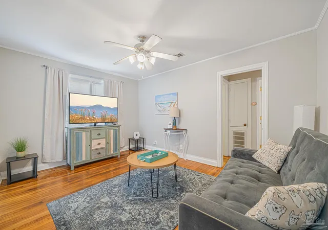 3rd image of 619 W Sunset Ave, Pensacola, FL 32507 | MLS# 664172