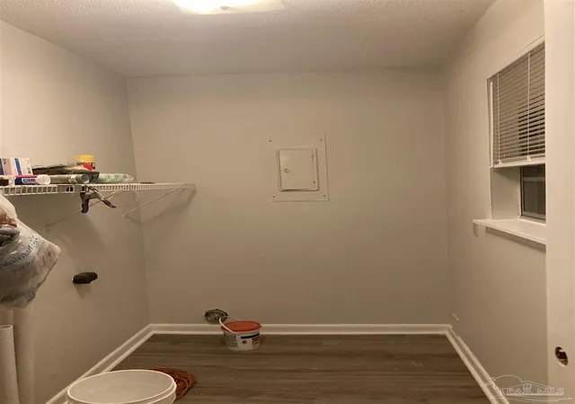 Photo 4 of Single family home for sale at 6001 Nashville Ave, Pensacola, FL 32526 | MLS# 683767 | Listing updated on 2026-09-18