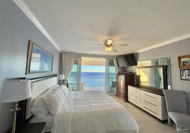 Listing Photo 4 - Condo for sale in building located at 8525 Gulf Blvd, Navarre Beach, FL 32566 - Unit #807