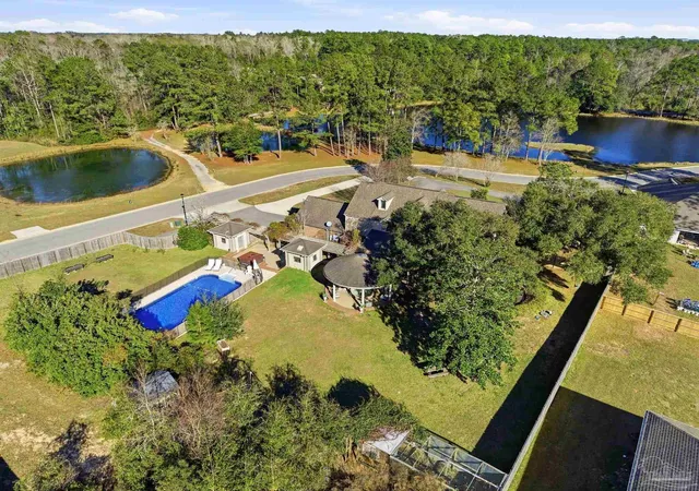 70th image of 5931 Mills Lake Blvd, Pensacola, FL 32526 | MLS# 675812
