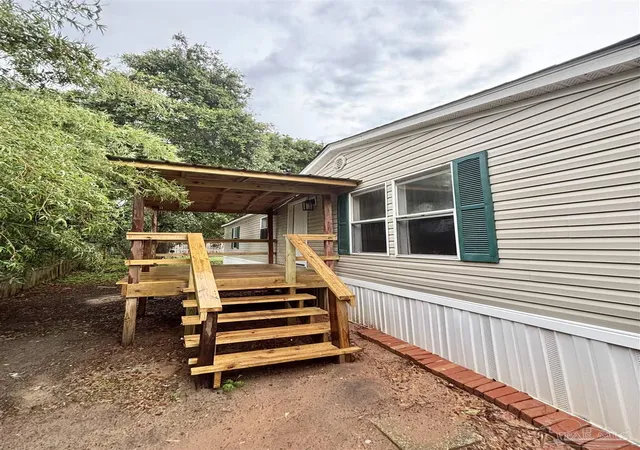 Photo 2 of Manufactured home for sale at 1816 St Mary Dr, Gulf Breeze, FL 32563 | MLS# 684706 | Listing updated on 2026-09-04