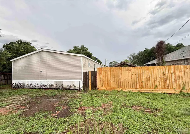 Photo 3 of Manufactured home for sale at 1816 St Mary Dr, Gulf Breeze, FL 32563 | MLS# 684706 | Listing updated on 2026-09-04