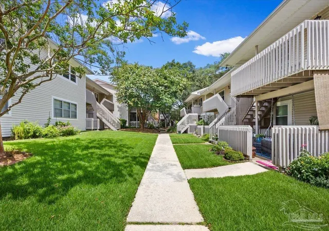 2nd image of 1200 Shoreline Dr #311, Gulf Breeze, FL 32561 | MLS# 685882