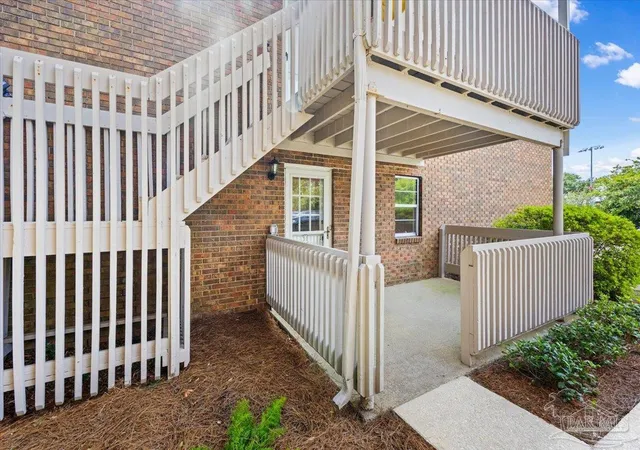 5th image of 1200 Shoreline Dr #311, Gulf Breeze, FL 32561 | MLS# 685882