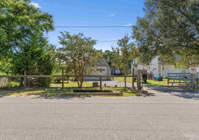 Photo 3 of Land for sale at 1801 Anderson, Gulf Breeze, FL 32563 | MLS# 671978 | Listing updated on 2026-06-04