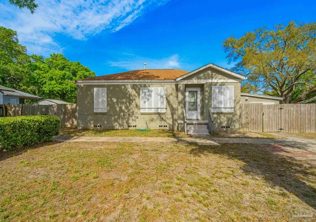 1st image of 211 Nw Gilliland Rd, Pensacola, FL 32507 | MLS# 681136