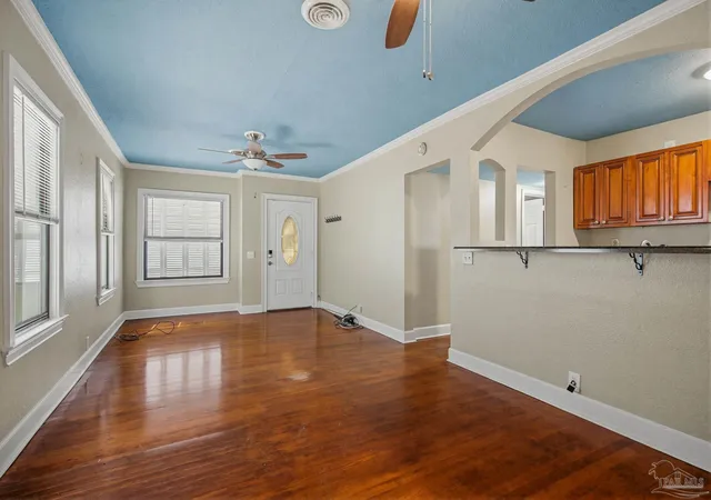 3rd image of 211 Nw Gilliland Rd, Pensacola, FL 32507 | MLS# 681136