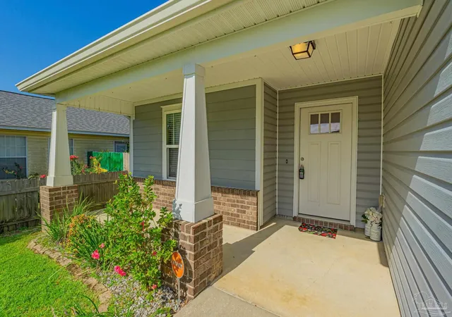 Photo 1 of Sale Pending at 2009 Presidio St, Navarre, FL 32566 | MLS# 687582 | Listing updated on 2026-10-07