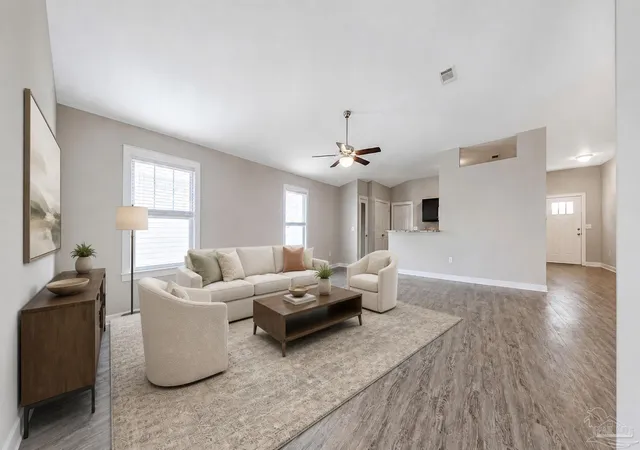 Photo 3 of Sale Pending at 2009 Presidio St, Navarre, FL 32566 | MLS# 687582 | Listing updated on 2026-10-07