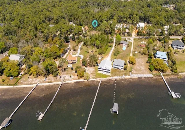 Photo 2 of Land for sale at 99 100 Soundside Dr, Gulf Breeze, FL 32563 | MLS# 680025 | Listing updated on 2026-08-19
