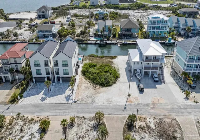 3rd image of 1462 Alabama St, Navarre, FL 32566 | MLS# 682874