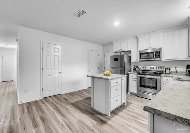 Photo 3 of Single family home for sale at 2606 Gulf Beach Hwy, Pensacola, FL 32507 | MLS# 684892 | Listing updated on 2026-09-11