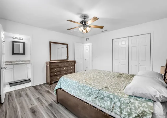 Photo 4 of Single family home for sale at 2606 Gulf Beach Hwy, Pensacola, FL 32507 | MLS# 684892 | Listing updated on 2026-09-11