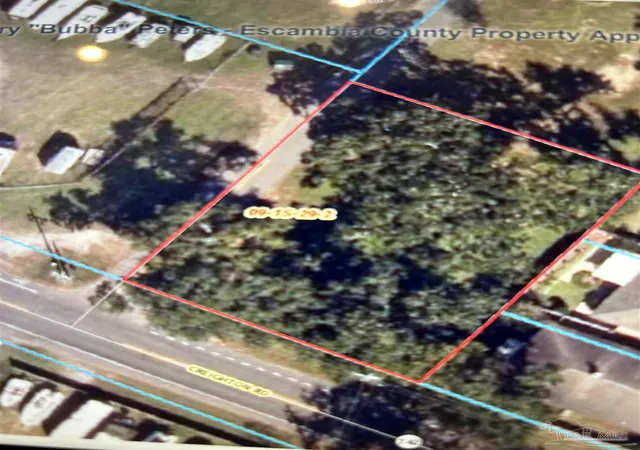 Photo 3 of Sale Pending at 4000 Creighton Rd, Pensacola, FL 32504 | MLS# 673312 | Listing updated on 2026-01-02