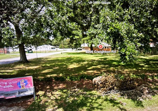 Photo 6 of Sale Pending at 4000 Creighton Rd, Pensacola, FL 32504 | MLS# 673312 | Listing updated on 2026-01-02