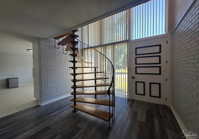 2nd image of 243 Euclid St, Pensacola, FL 32503 | MLS# 682559