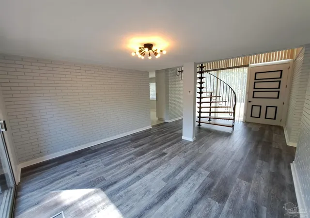 4th image of 243 Euclid St, Pensacola, FL 32503 | MLS# 682559